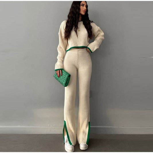 Conjunto de punto con jersey corto y pantalón alto