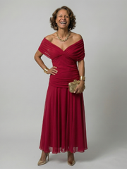 Lucía | Vestido midi fluido con hombros descubiertos