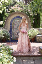Alexa | Vestido floral en tonos melocotón