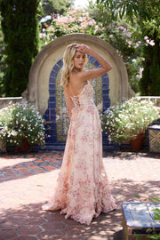 Alexa | Vestido floral en tonos melocotón