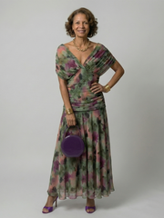 Lucía | Vestido midi fluido con hombros descubiertos