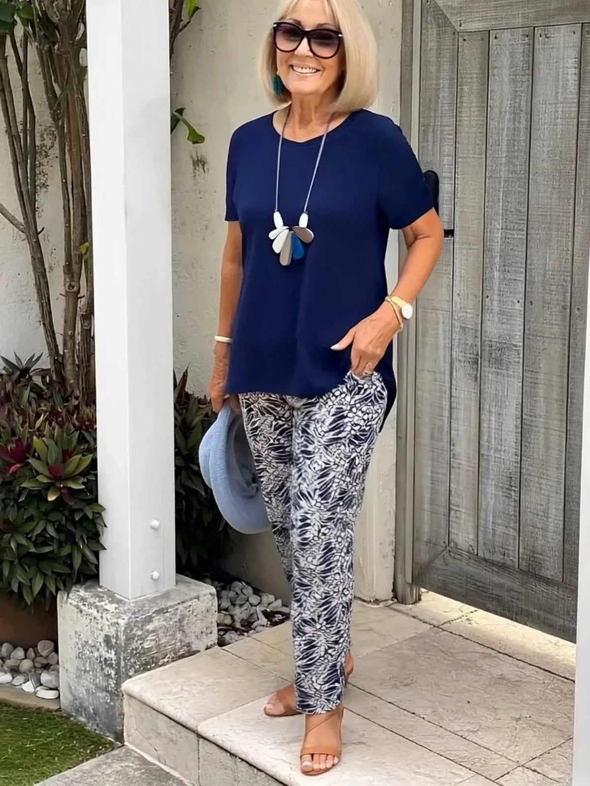 Conjunto fluido en tonos azules