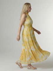 Vestido midi ligero con cuello halter