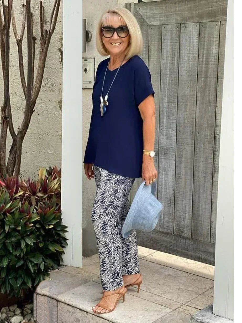 Conjunto fluido en tonos azules