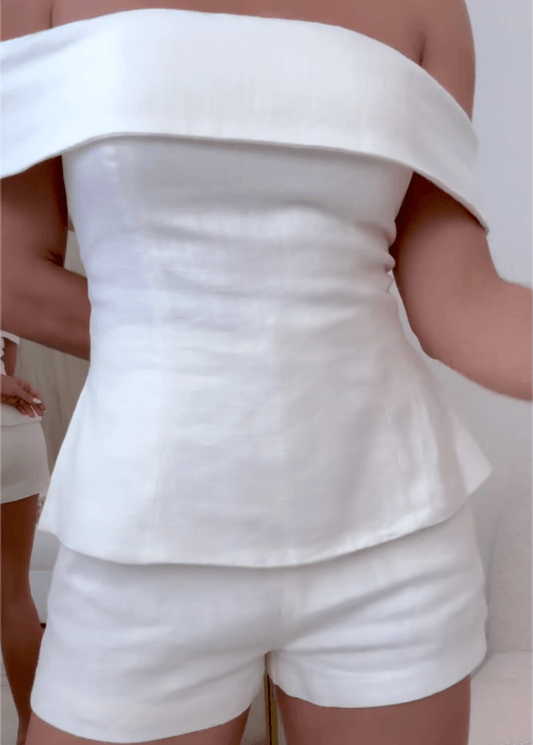 Traje elegante de dos piezas