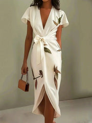 Juliana wrap dress with an elegant cut