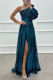 Bonnie | Vestido maxi asimétrico a rayas
