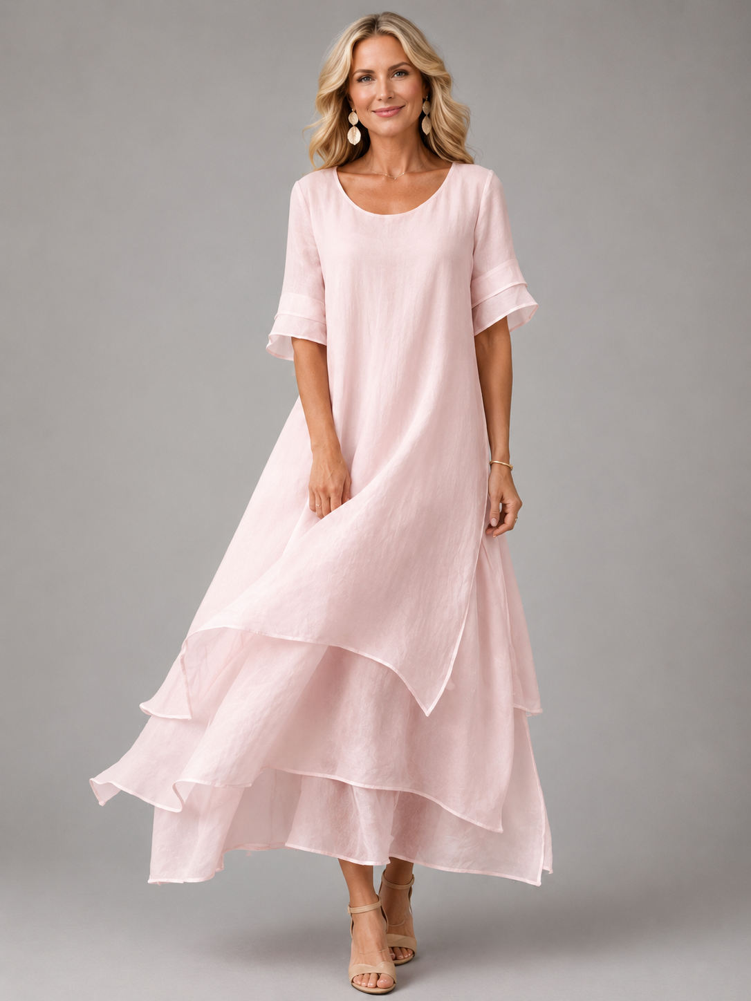 Vestido maxi fluido de capas