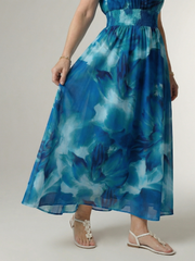 Vestido midi ligero con cuello halter