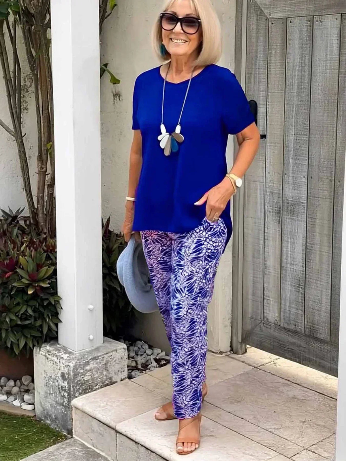 Conjunto fluido en tonos azules