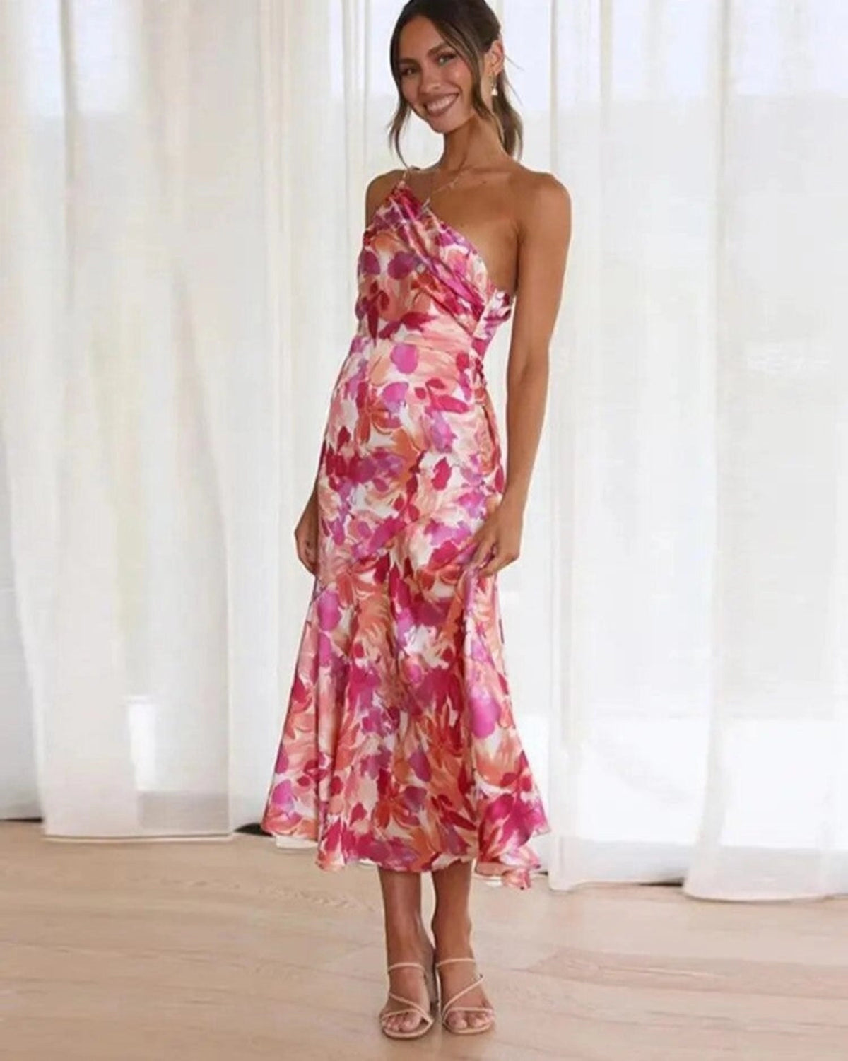 Clara | Vestido maxi floral asimétrico