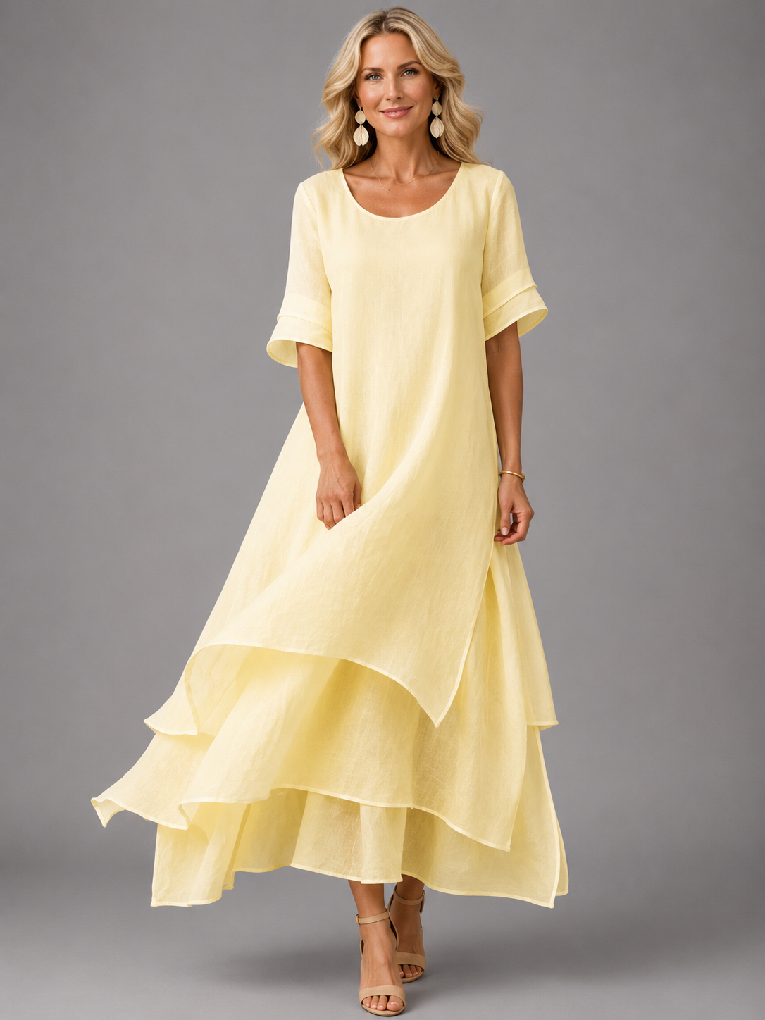 Vestido maxi fluido de capas