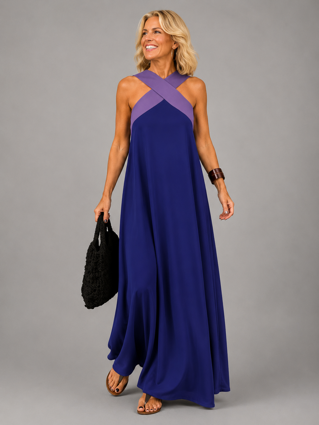 Vestido maxi elegante con escote cruzado