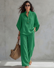 Conjunto ligero con blusa abotonada