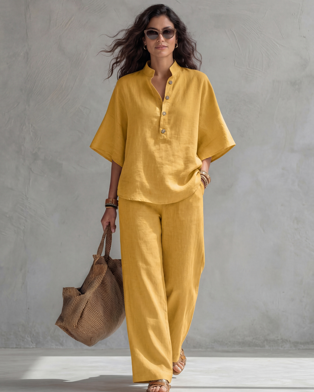 Conjunto ligero con blusa abotonada
