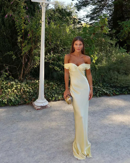Gabriela | Vestido elegante con hombros descubiertos