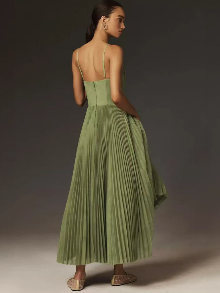 Sonia | Vestido maxi plisado estructurado
