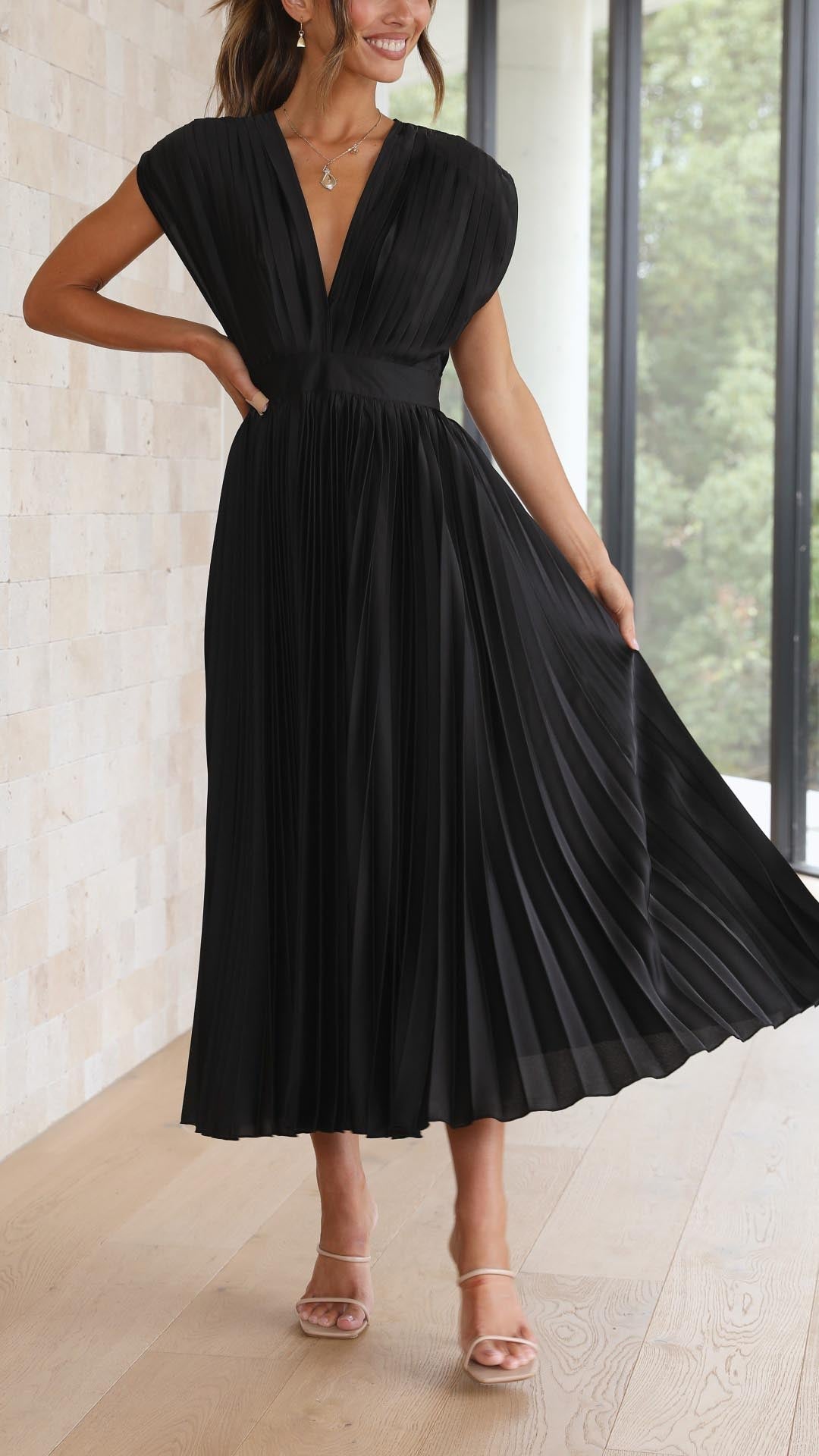 María | Vestido maxi plisado elegante