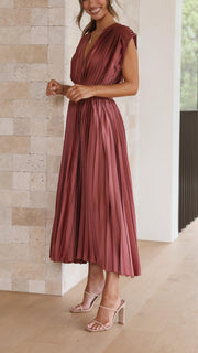 María | Vestido maxi plisado elegante