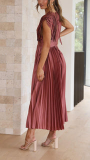 María | Vestido maxi plisado elegante