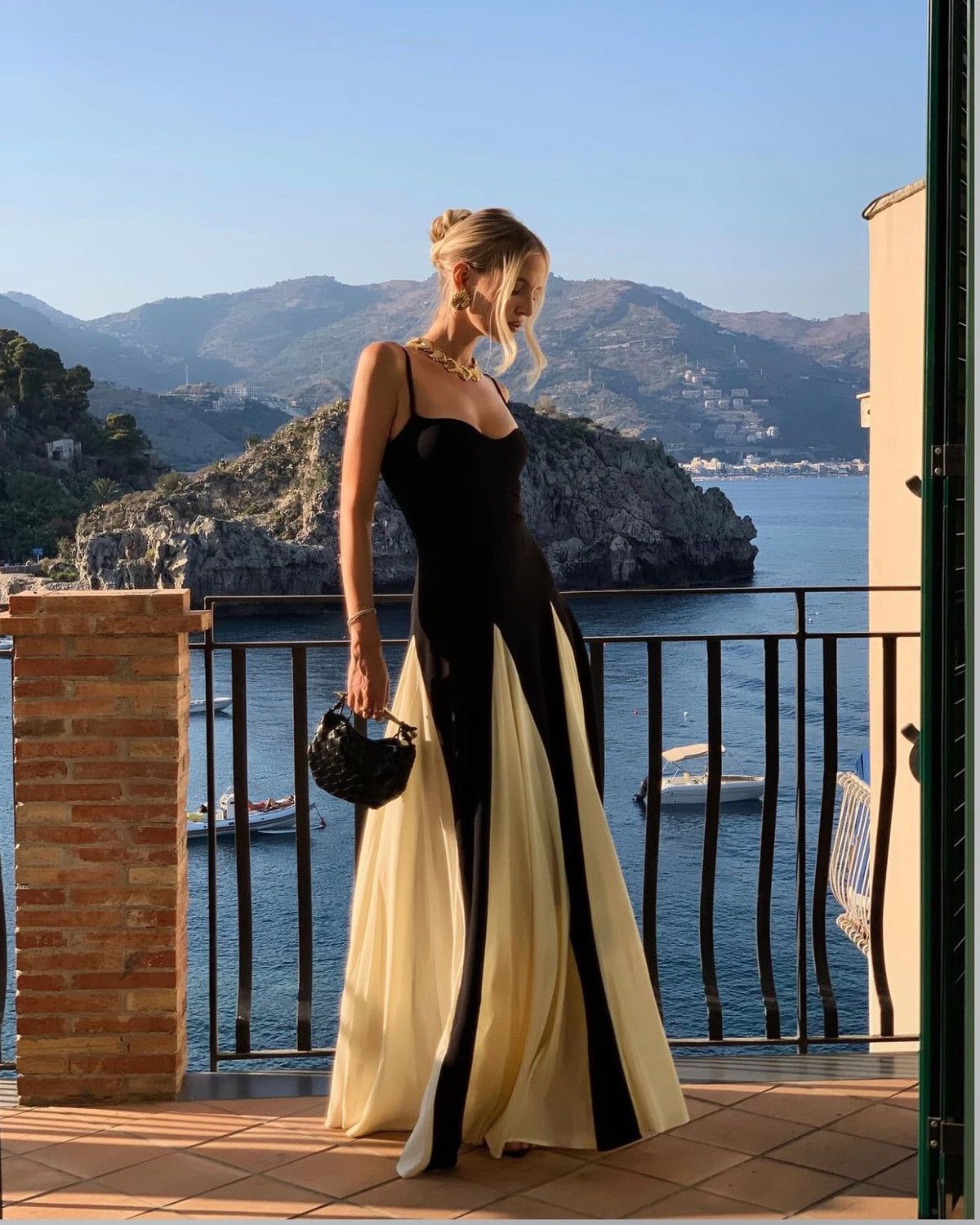 Faye | Lace maxi dress