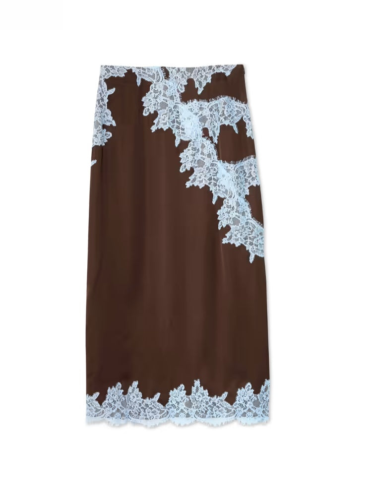 Conjunto de top y falda con detalles de encaje