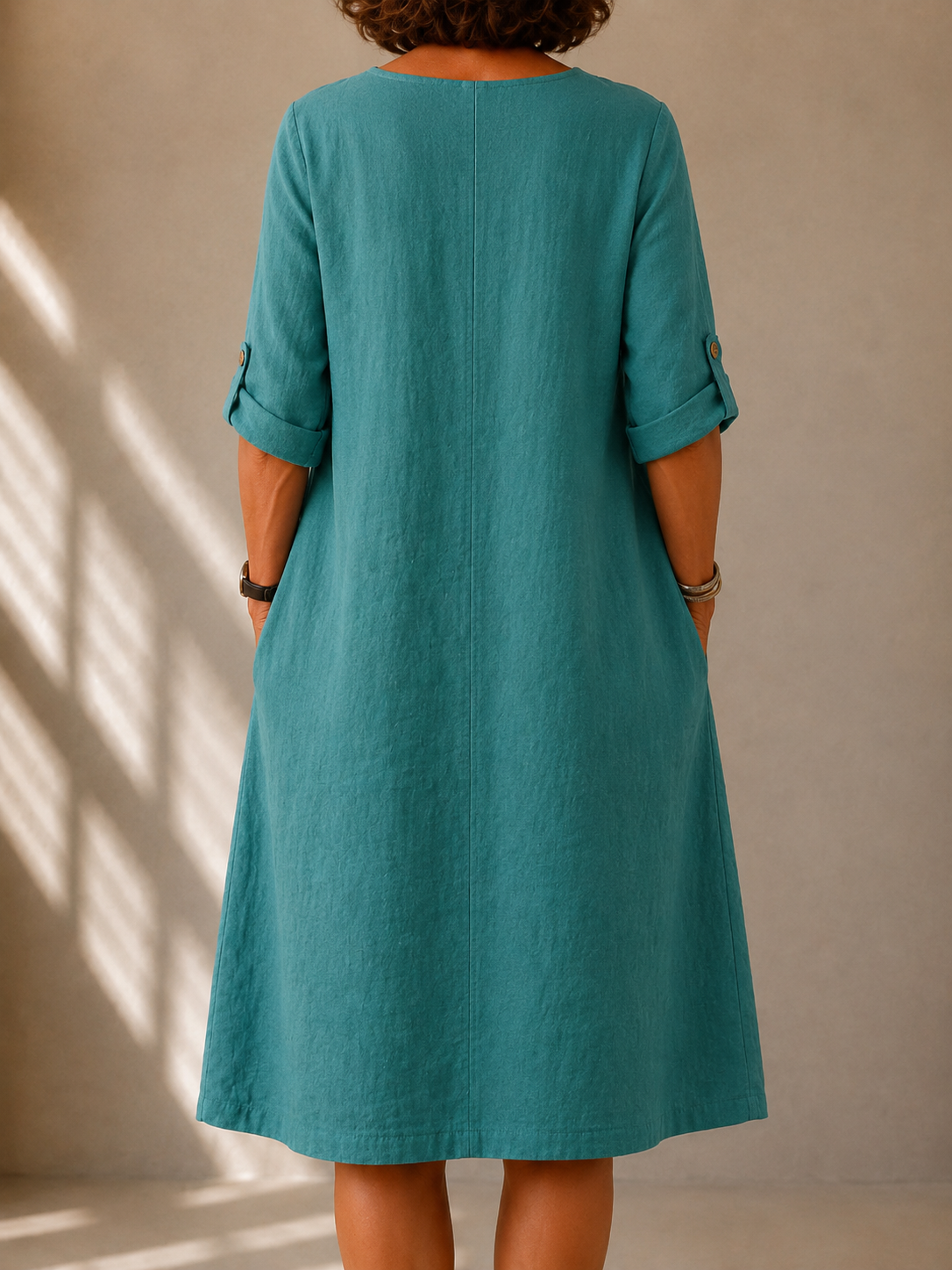 Flowy silhouette summer dress
