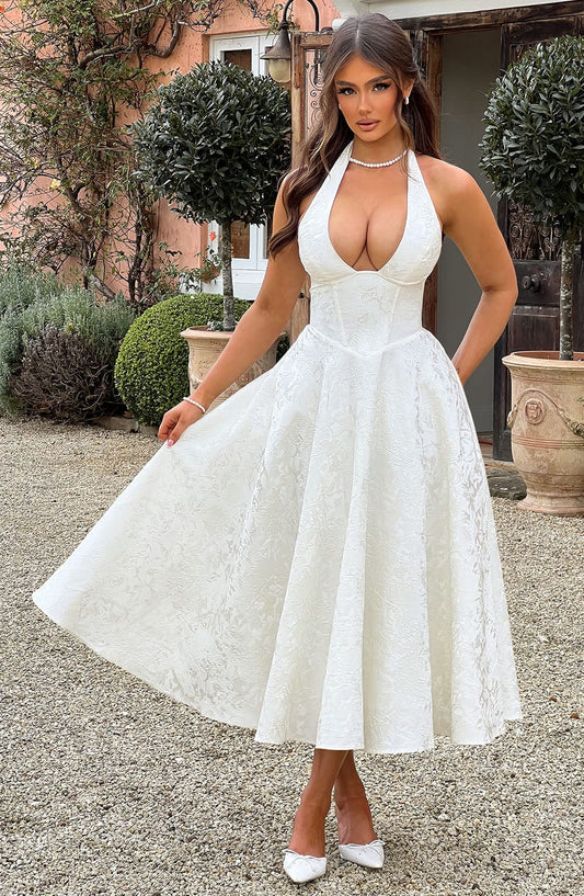 Carolina | Vestido con escote en V bordado