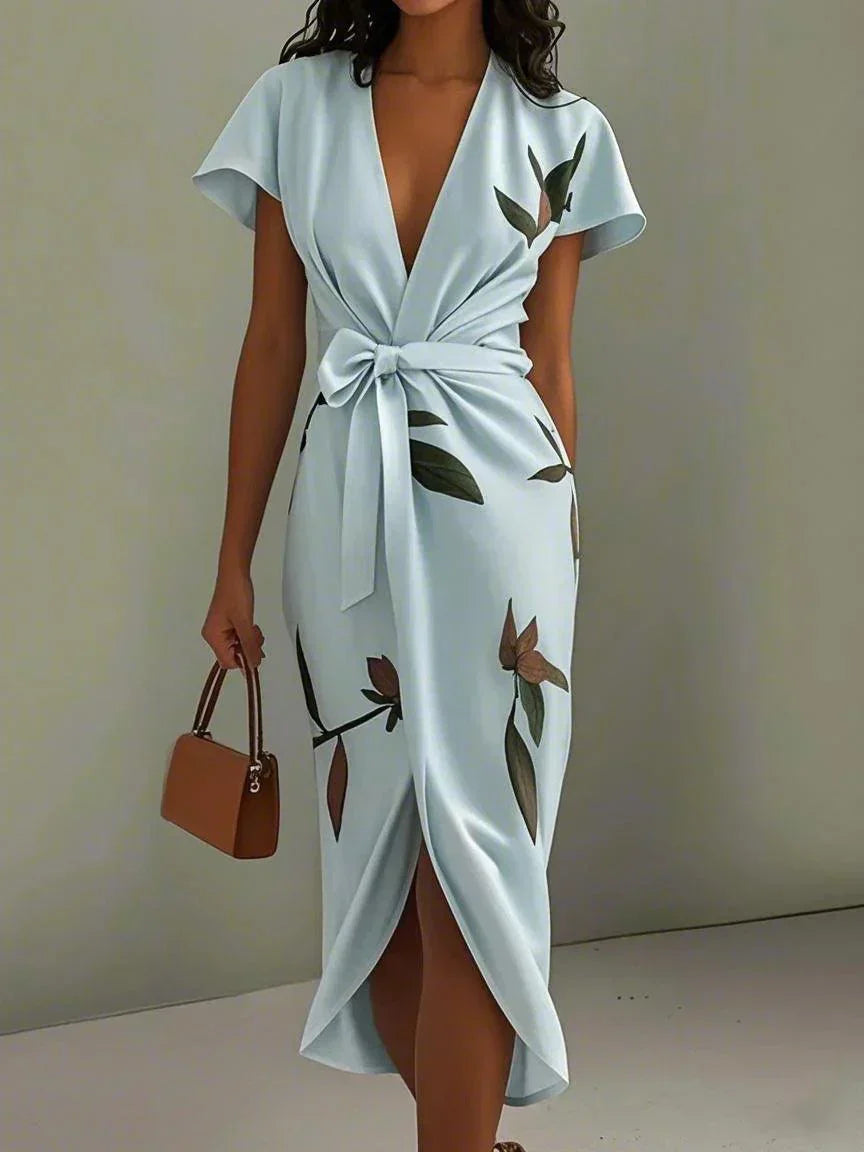 Juliana wrap dress with an elegant cut