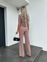 Relaxed two-piece set