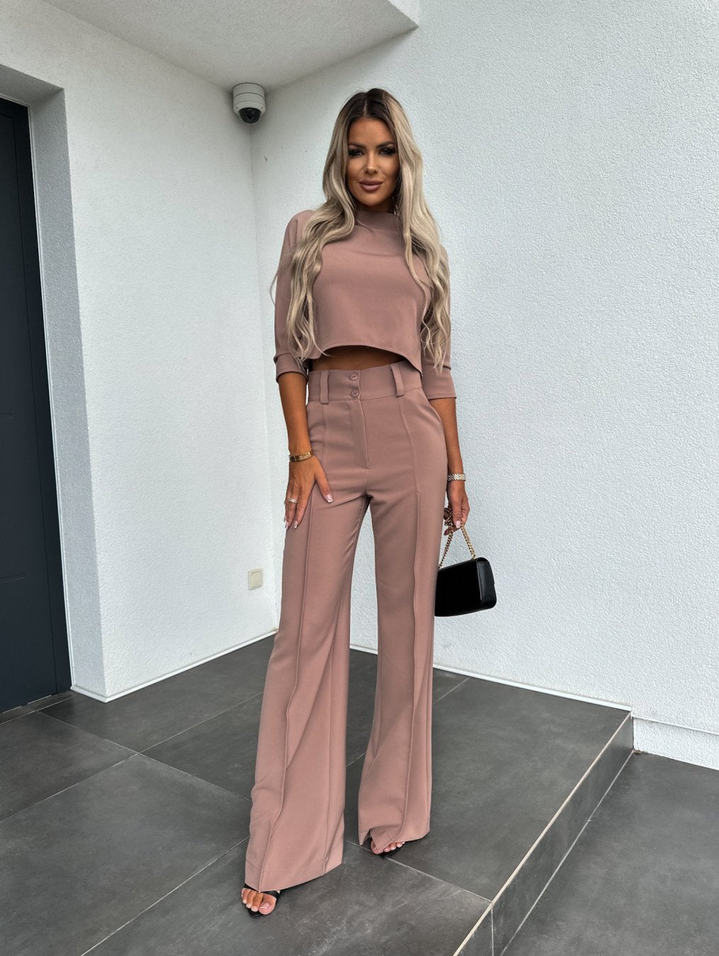 Relaxed two-piece set