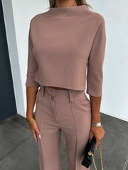 Relaxed two-piece set