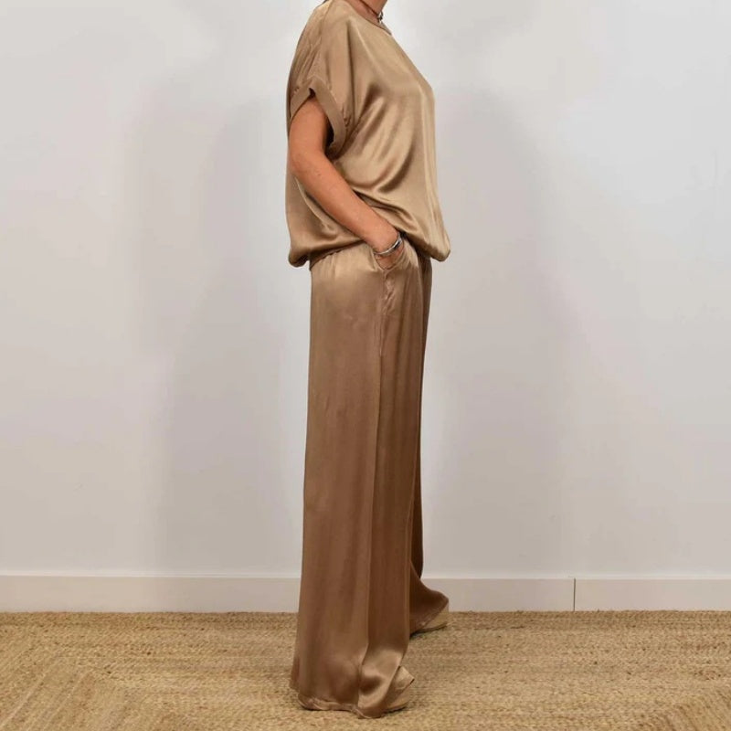Mónica | Conjunto fluido elegante de dos piezas