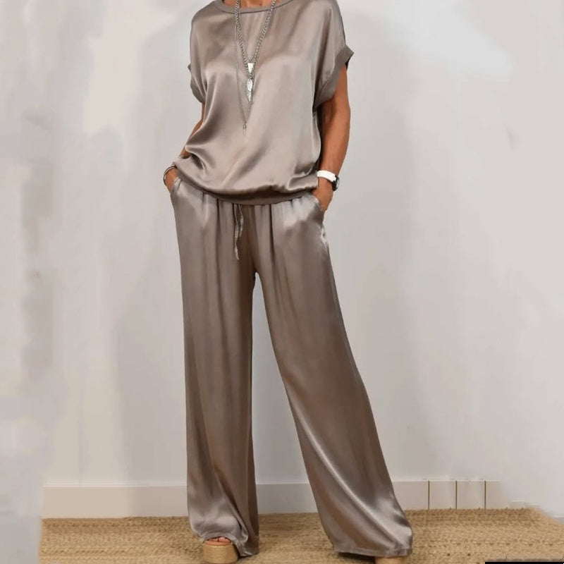 Mónica | Conjunto fluido elegante de dos piezas
